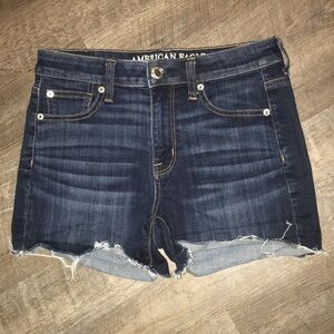 American Eagle Super Stretch Hi Rise Shortie Jean Shorts Raw Hem size 4 blue